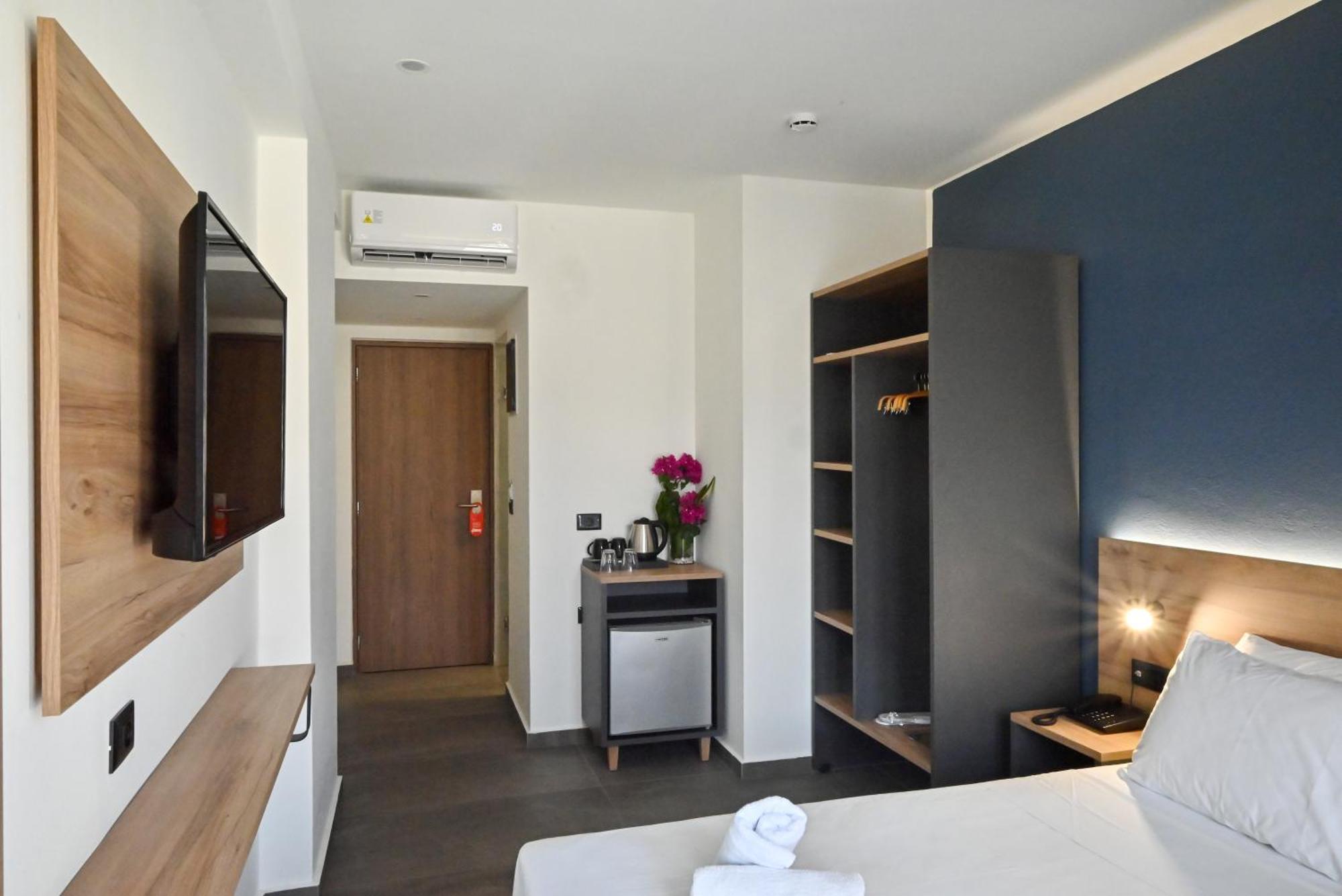 Pollis Hotel Khersónisos Eksteriør bilde
