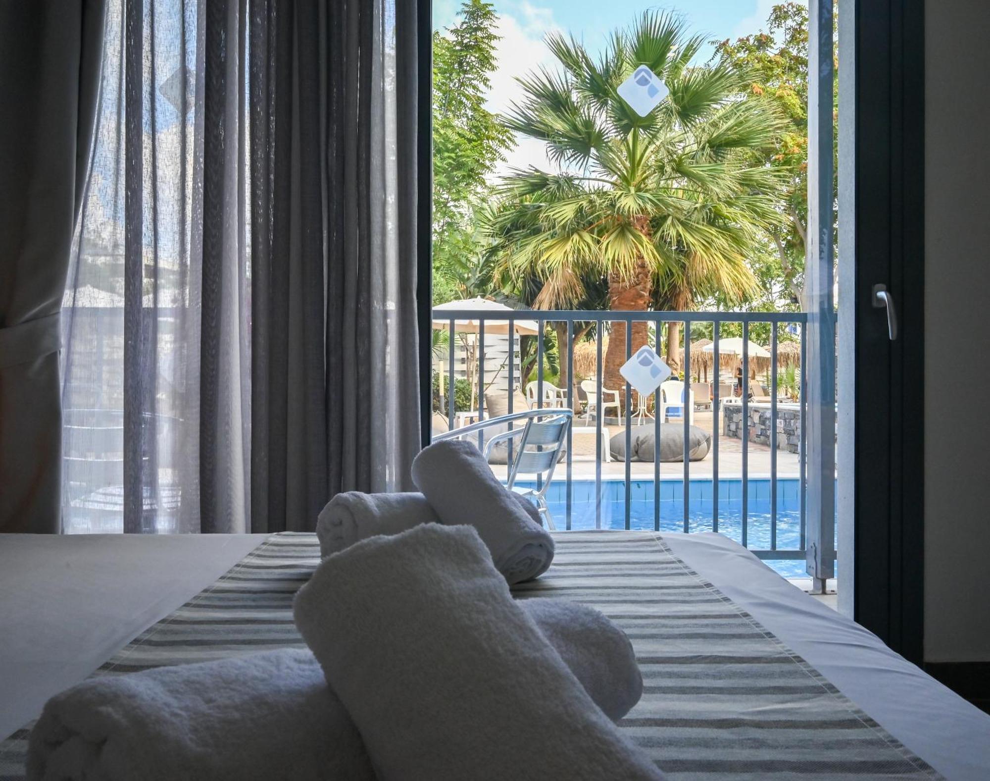 Pollis Hotel Khersónisos Eksteriør bilde