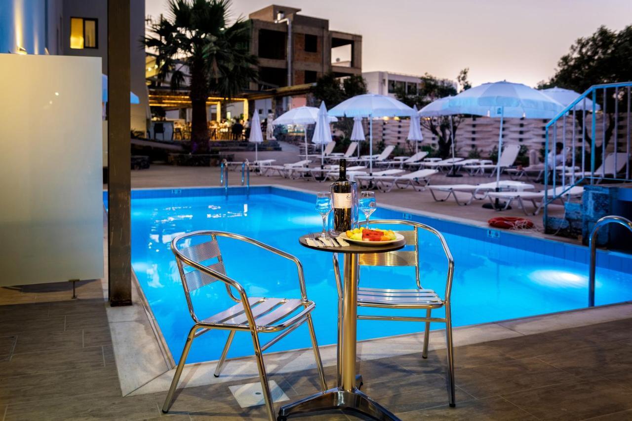Pollis Hotel Khersónisos Eksteriør bilde